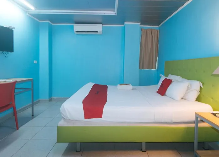 Reddoorz At New Era Budget Near Ucmed And Chong Hua Hospital Mandaue Former Reddoorz New Era Budget Mandaue Hotel