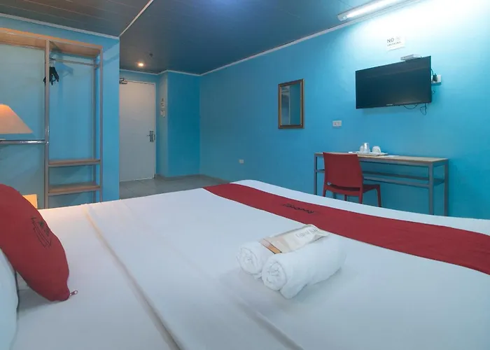 Hotel Reddoorz At New Era Budget Near Ucmed And Chong Hua Hospital Mandaue Former Reddoorz New Era Budget Mandaue Cebu