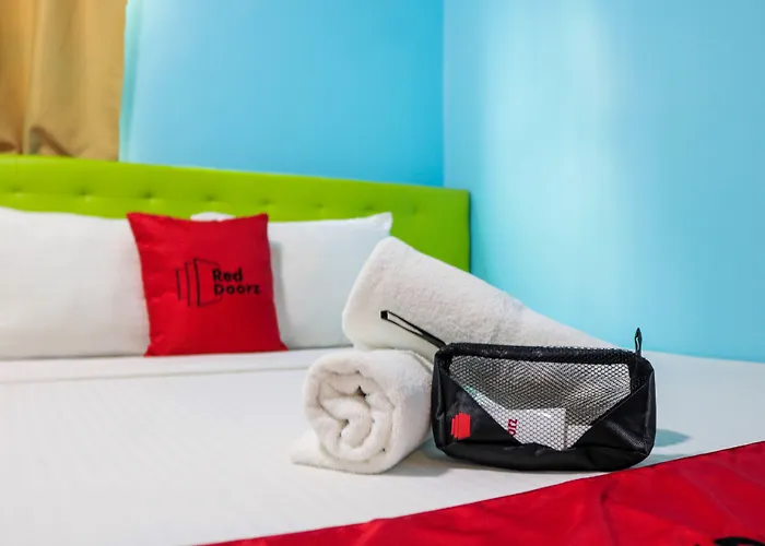 Hotel Reddoorz At New Era Budget Near Ucmed And Chong Hua Hospital Mandaue Former Reddoorz New Era Budget Mandaue