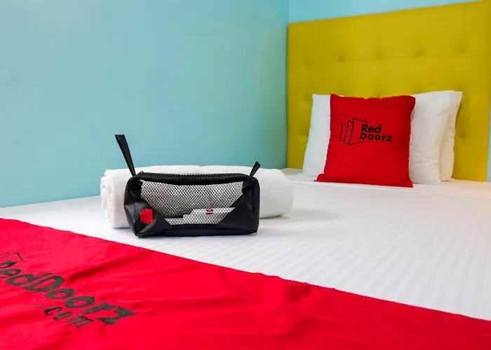 Hotel Reddoorz At New Era Budget Near Ucmed And Chong Hua Hospital Mandaue Former Reddoorz New Era Budget Mandaue 3*