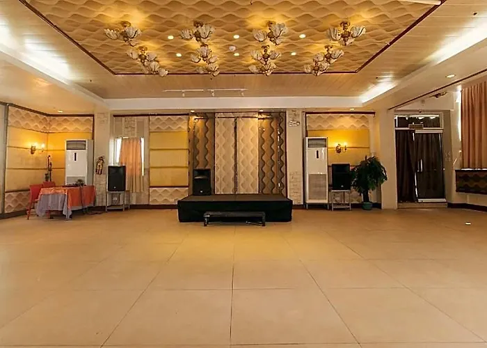Reddoorz At New Era Budget Near Ucmed And Chong Hua Hospital Mandaue Former Reddoorz New Era Budget Mandaue Hotel 3*